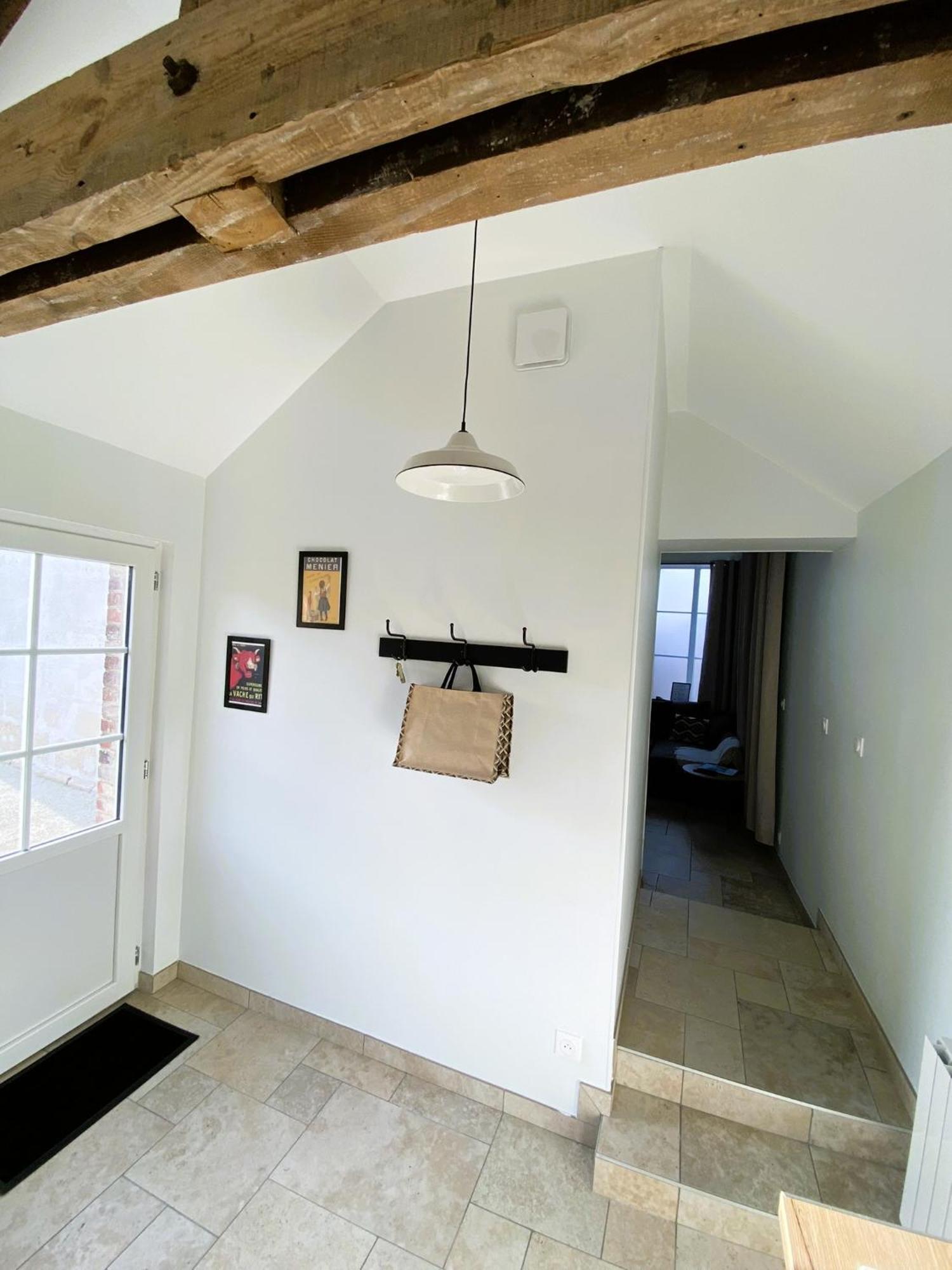 Maison 2 Chambres Avec Parking Et Jardin Noyon Luaran gambar